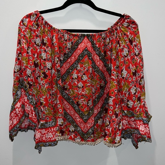 Altar’d State Off the Shoulder Blouse - Picture 1 of 4